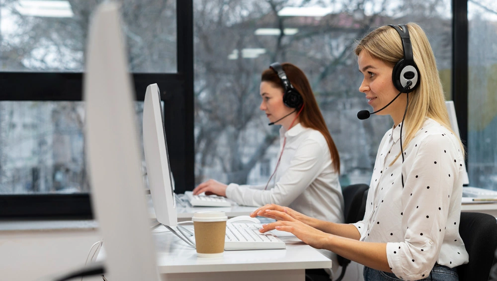 How to Improve Quality Call Center: Training, Tech & Engagement Tips